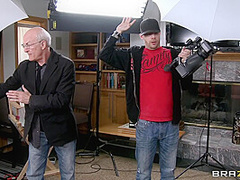 This Is A Bust! With Krissy Lynn, Tommy Gunn - Brazzers