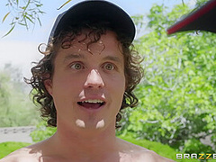 Mommy's Got Some Bazookas With Robby Apples, Texas Patti - Brazzers