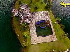 Mansion Backyard Fucking And Sucking