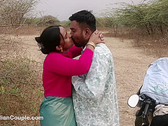 Horny Indian Bhabhi Hot Sex Outdoor Filming For Public