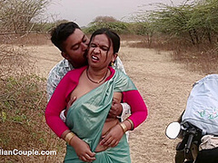 Horny Indian Bhabhi Hot Sex Outdoor Filming For Public
