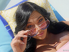 Sweet Tanlines With Xander Corvus, Mona Azar - Brazzers