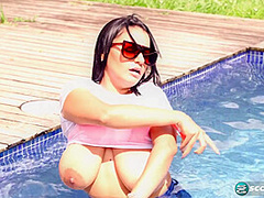 Latina Kim Beltran's poolside big tits and dildo fuck show