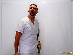 Feeling Up Aila With Aila Donovan , Keiran Lee - Brazzers