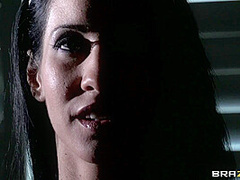 Wel-Cum Home, Soldier! With Johnny Sins, Isis Love - Brazzers