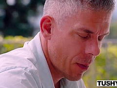 She Found The Perfect Place To Get Gaped By Her Boss