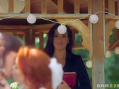 It's A Nice Day For A White Lez Wedding With Kymberlee Anne, Dolly Little - Brazzers