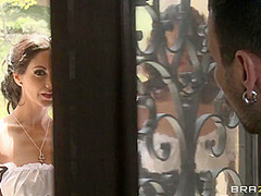 Ava Addams And Isis Taylor In Cumly Cleaners With Voodoo