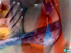 Dolly's bikini delight