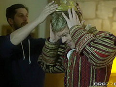 Storm Of Kings Xxx Parody: Behind The Scenes With Peta Jensen, Anissa Kate, Ryan Ryder, Aruba Jasmine - Brazzers