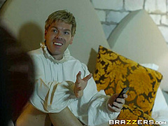 Storm Of Kings Xxx Parody: Behind The Scenes With Peta Jensen, Anissa Kate, Ryan Ryder, Aruba Jasmine - Brazzers