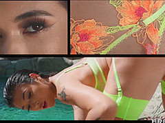 Brooklyn Goes To Anal Town With Alex Legend, Brooklyn Gray - Brazzers