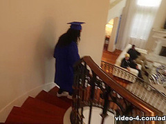 Congrats Grads, Scene #01