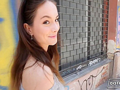 Liz Ocean - Likes To Have Fun