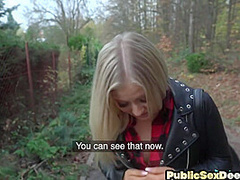 Pulled blondie gets pussypounded
