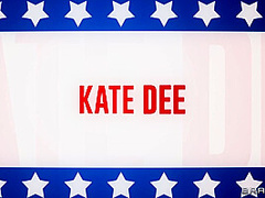 A Face Full Of Pie With Kate Dee, Roxie Sinner - Brazzers