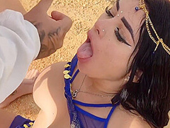 The Middle Of The Desert I Meet An Exotic Dancer With A Huge Ass, We Fuck Hard Outdoors 11 Min With Big Pussy, Alejandra Palacios And Aaroon Mush