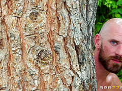 Peta's Pool Time With Peta Jensen, Johnny Sins - Brazzers