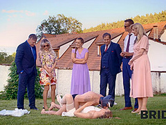 Releasing Wedding Hound - Vip4k