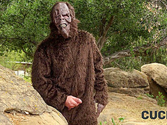 The Legend Of Biggy Creek - Vip4k