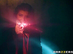 Queen Of Thrones: Part 3 (A Xxx Parody) With Ayda Swinger, Romi Rain, Danny D - Brazzers