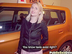 Naive driving student cuntrammed