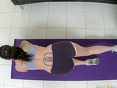 Are Yoga Na Pay The Rent? With Charles Dera, Stephanie - Brazzers