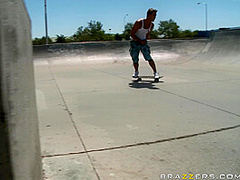 Skate Or Dick With Britney Amber, Bill Bailey - Brazzers