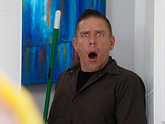 Caught Peeping On The Camgirl With Mick Blue, Cubbi Thompson - Brazzers