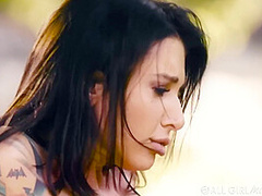 Naughty Silvia Saiges Massage Turns Into Hot Outdoor Lesbian 69 - Ivy Lebelle