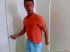 Sibling Rivalry With Van Wylde, Kendall Kayden, April Brookes - Brazzers