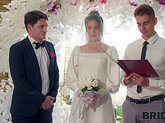 BRIDE4K. A wedding started off nicely, but ended up as a sex show between Bride and a Toastmaster