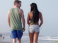 Lost On Vacation San Diego Part One With Brick Danger, Romi Rain - Brazzers