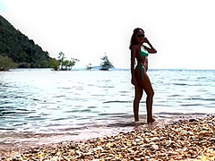 Sloppy Blowjob On Desert Island