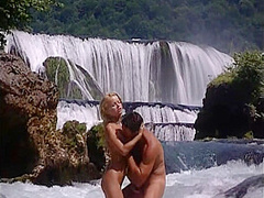Dora Venter Is Outdoors Masturbating as She Gets Her Asshole Screwed - Private Porn Sex Videos