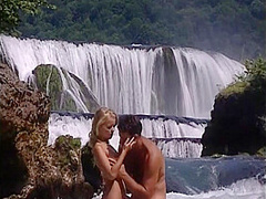 Dora Venter Is Outdoors Masturbating as She Gets Her Asshole Screwed - Private Porn Sex Videos