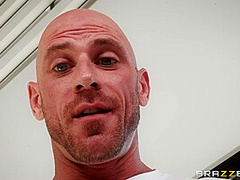 Riding That Endorphin High With Johnny Sins, Ariana Marie - Brazzers