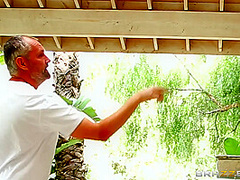 Don't Trust Your Friends With Ramon Nomar, Karla Kush, Damon Dice - Brazzers