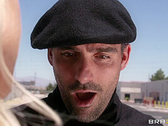 Posing Nude For The Painter With Toni Ribas, Summer Brielle - Brazzers