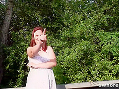 Single Mother Trying to Make an Extra Buck at Swhores