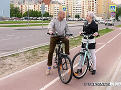 Horny Big Stepdad Fucks Naughty Teen 18+ Stepdaughter With Annika Amour