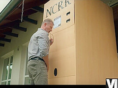 VIP4K. Dick blowing surprise from unfaithful fiancee