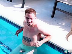 Marina Morris In Sucking And Fucking By The Pool