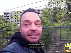 pulled blonde babe pussydriled outdoor