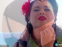 Roxanne's Big Balcony