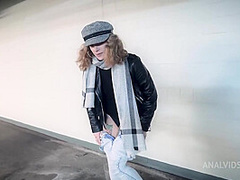 Xxl Anal-Casting - Kira