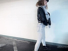 Xxl Anal-Casting - Kira