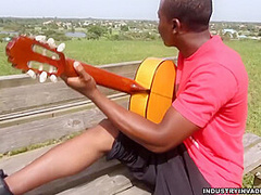 Lexxie Cream In My Guitar