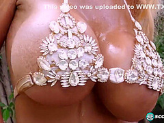 Anastasia Lamour In Pleasure Garden