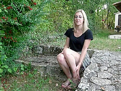 Candie Luciani wants to smell anal! - Jacquie et Michel TV